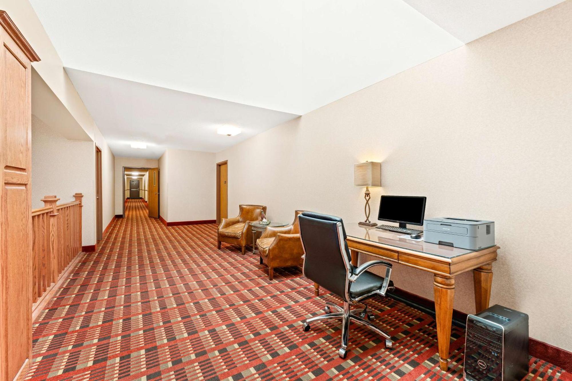 Best Western Vermillion Inn Экстерьер фото
