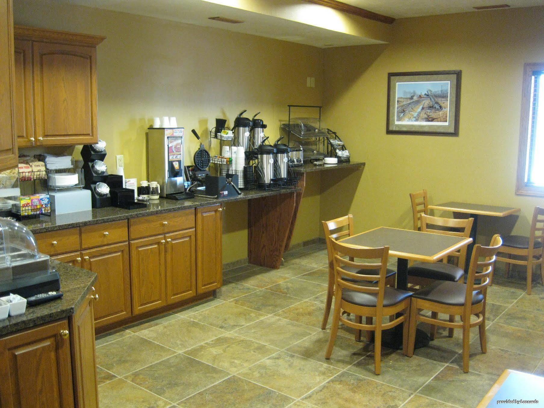 Best Western Vermillion Inn Ресторан фото