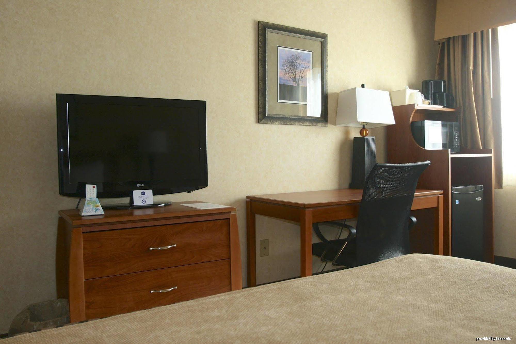 Best Western Vermillion Inn Экстерьер фото