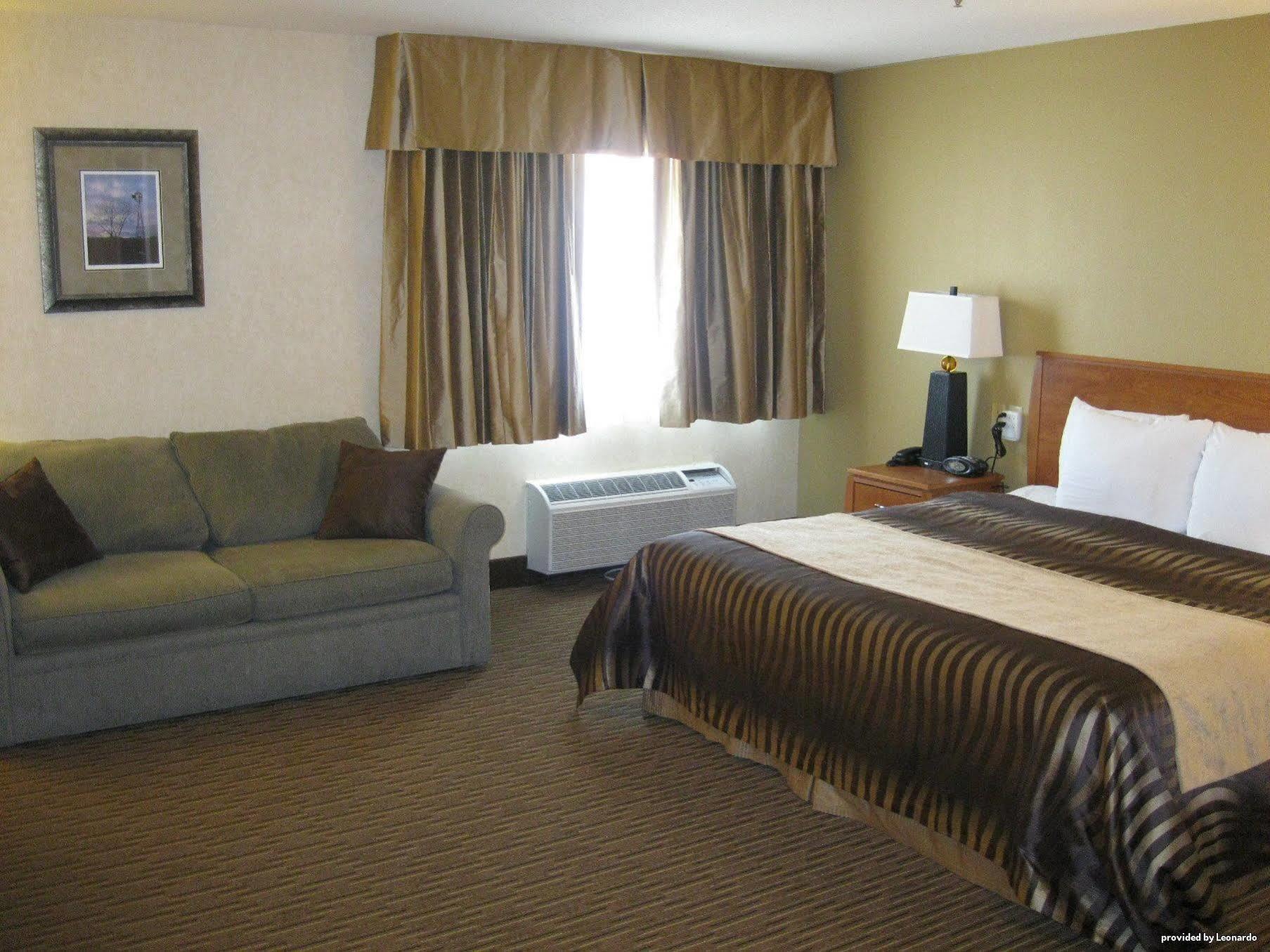 Best Western Vermillion Inn Номер фото