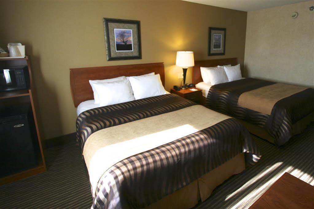 Best Western Vermillion Inn Экстерьер фото